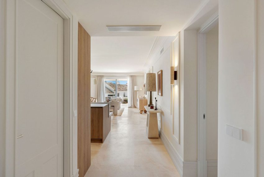 R5322508-Apartment-For-Sale-Nueva-Andalucia-Ground-Floor-Apartment-3-Beds-113-Built-1