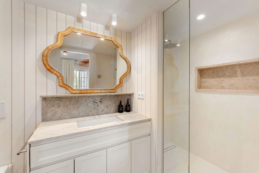 R5322508-Apartment-For-Sale-Nueva-Andalucia-Ground-Floor-Apartment-3-Beds-113-Built-16