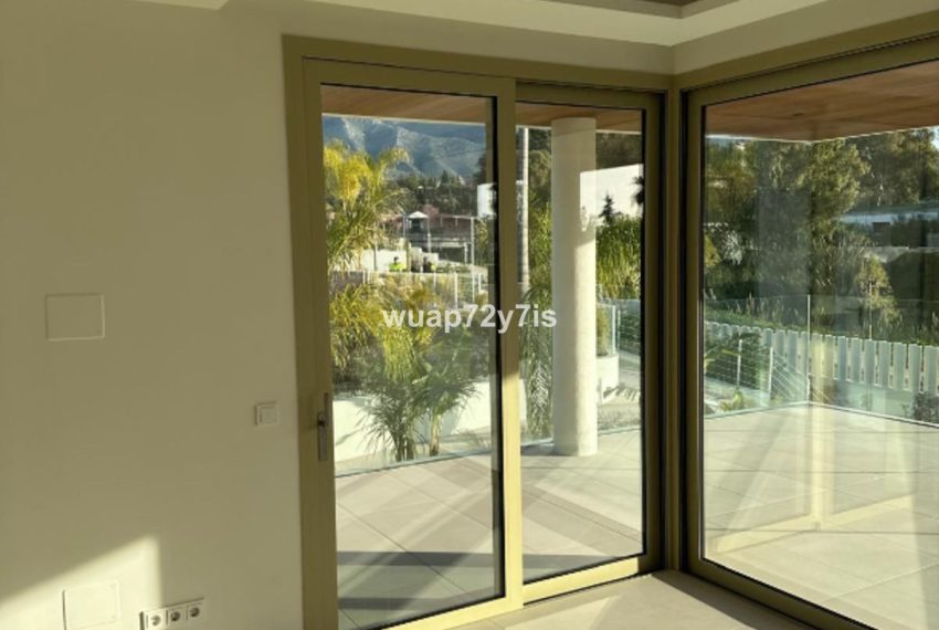 R5322535-Apartment-For-Sale-The-Golden-Mile-Middle-Floor-Apartment-2-Beds-193-Built-4