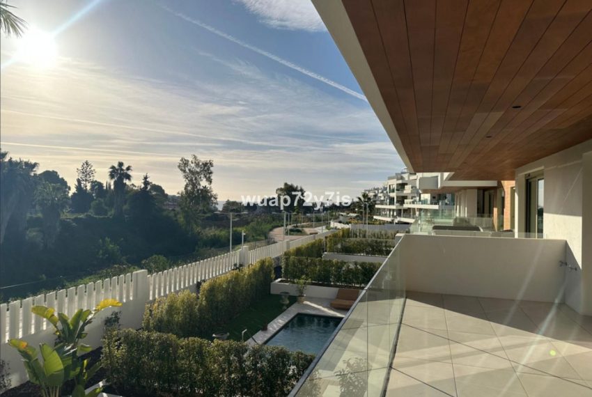 R5322535-Apartment-For-Sale-The-Golden-Mile-Middle-Floor-Apartment-2-Beds-193-Built-5