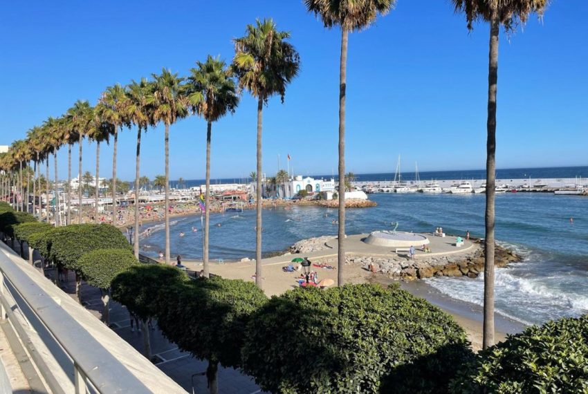 R5322541-Apartment-For-Sale-Marbella-Penthouse-5-Beds-215-Built