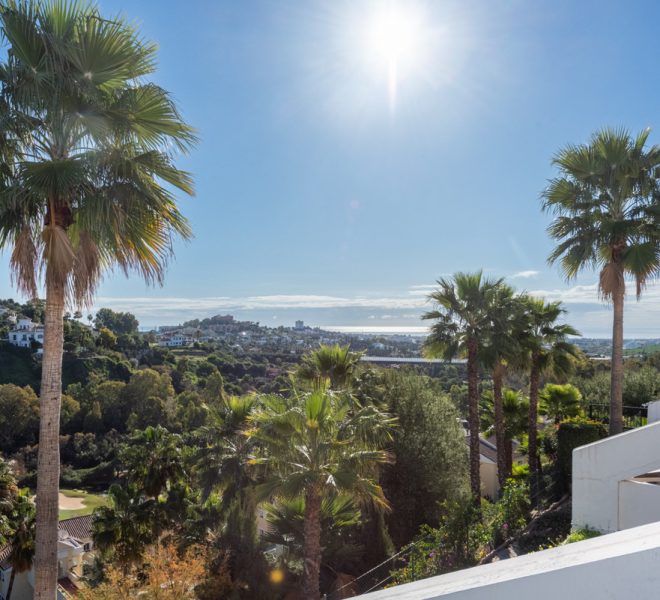 R5322862-Image 1-Middle Floor Apartment - 2 Beds - 130 Built