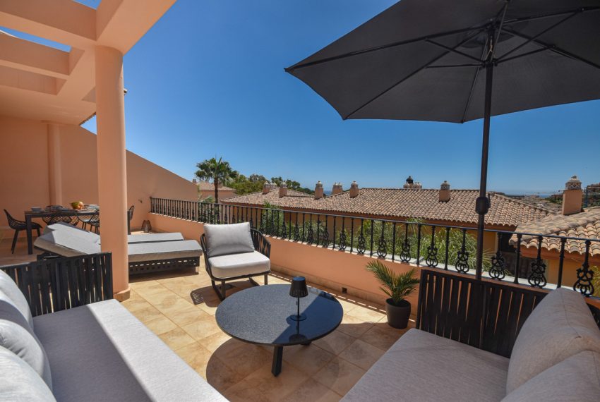 R5323030-Apartment-For-Sale-Nueva-Andalucia-Penthouse-Duplex-3-Beds-160-Built-3