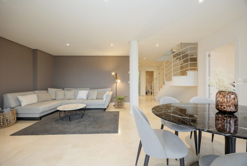 R5323030-Apartment-For-Sale-Nueva-Andalucia-Penthouse-Duplex-3-Beds-160-Built-4