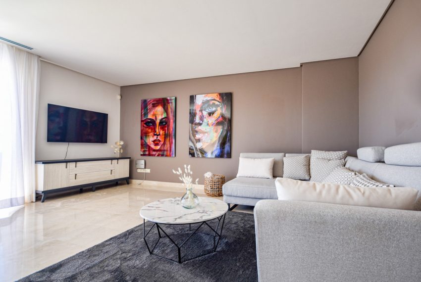 R5323030-Apartment-For-Sale-Nueva-Andalucia-Penthouse-Duplex-3-Beds-160-Built