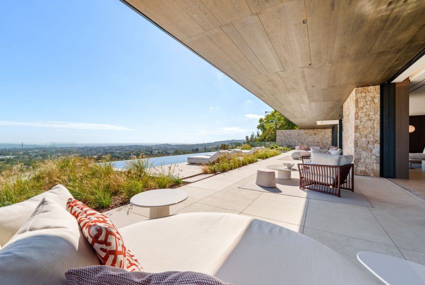 R5324431-House-For-Sale-La-Quinta-Detached-Villa-8-Beds-1696-Built-3