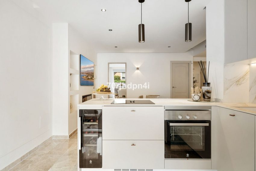 R5324554-Apartment-For-Sale-Nueva-Andalucia-Ground-Floor-Apartment-3-Beds-101-Built-16