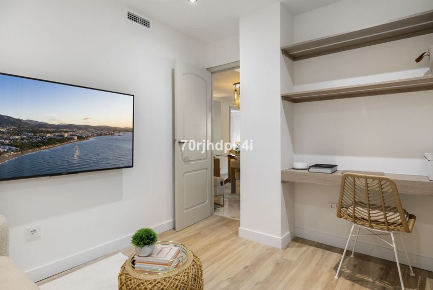 R5324554-Apartment-For-Sale-Nueva-Andalucia-Ground-Floor-Apartment-3-Beds-101-Built-5