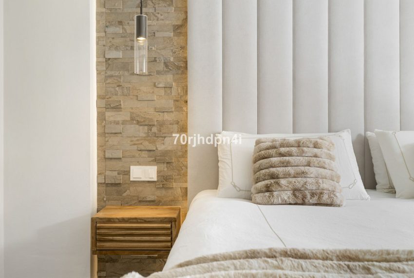 R5324554-Apartment-For-Sale-Nueva-Andalucia-Ground-Floor-Apartment-3-Beds-101-Built-7