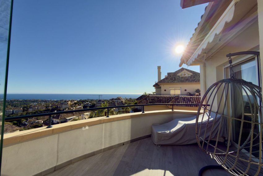 R5324641-Apartment-For-Sale-Elviria-Penthouse-3-Beds-157-Built-1