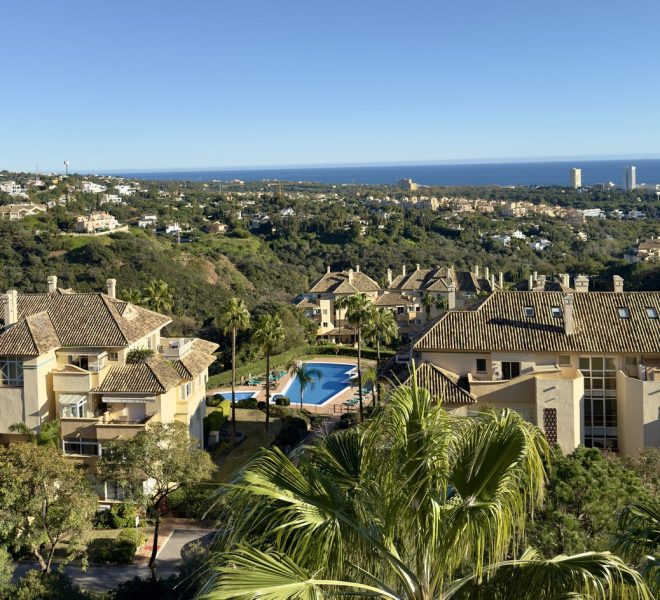 R5324641-Image 1-Penthouse - 3 Beds - 157 Built