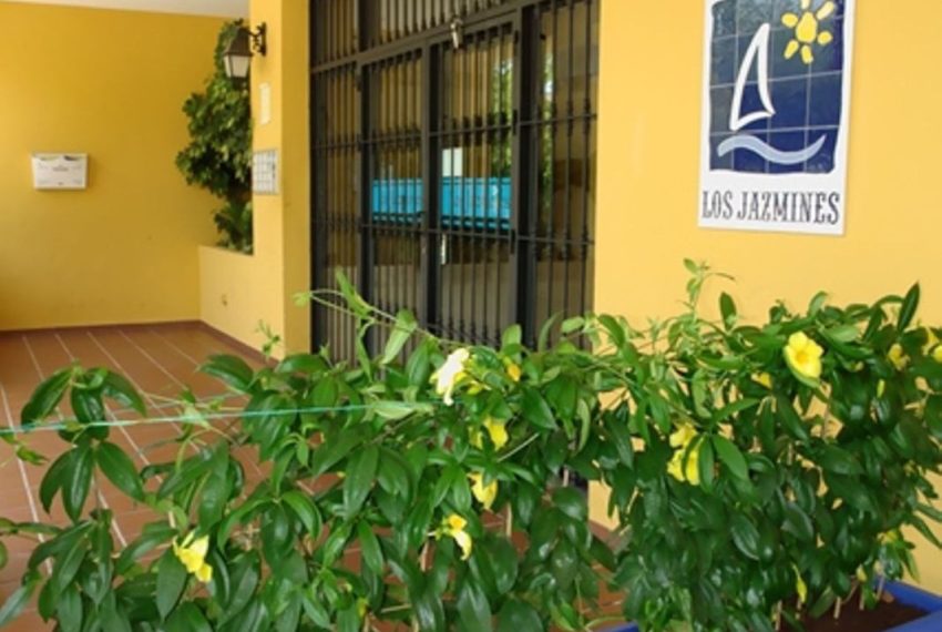 R5325055-Apartment-For-Sale-San-Pedro-de-Alcantara-Ground-Floor-Apartment-2-Beds-120-Built-1