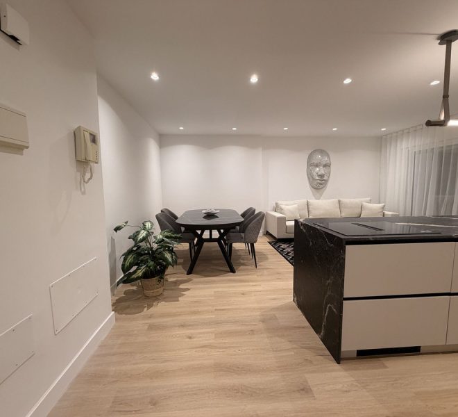 R5325118-Image 1-Middle Floor Apartment - 3 Beds - 115 Built