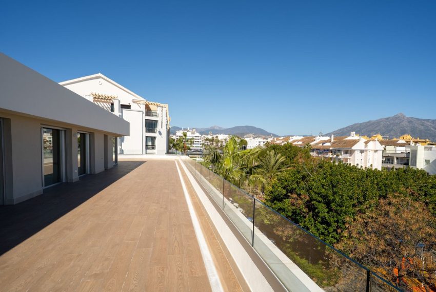 R5325181-Apartment-For-Sale-San-Pedro-de-Alcantara-Penthouse-4-Beds-138-Built-4