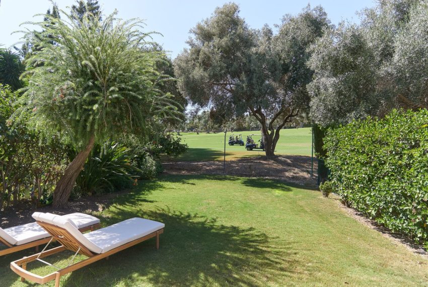 R5328550-House-For-Sale-Nueva-Andalucia-Townhouse-4-Beds-273-Built-11