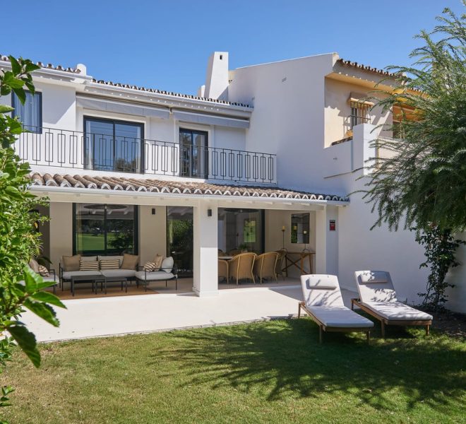 R5328550-Image 1-Townhouse - 4 Beds - 273 Built