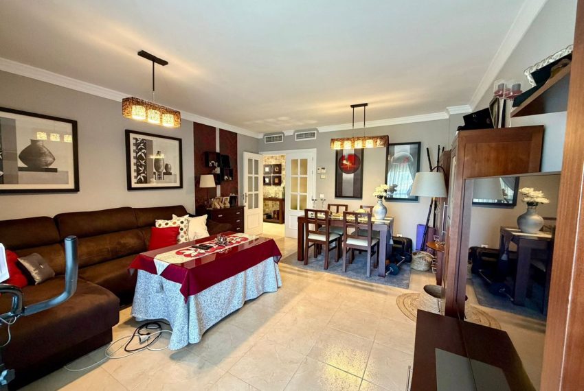 R5329558-Apartment-For-Sale-Estepona-Penthouse-4-Beds-190-Built-4