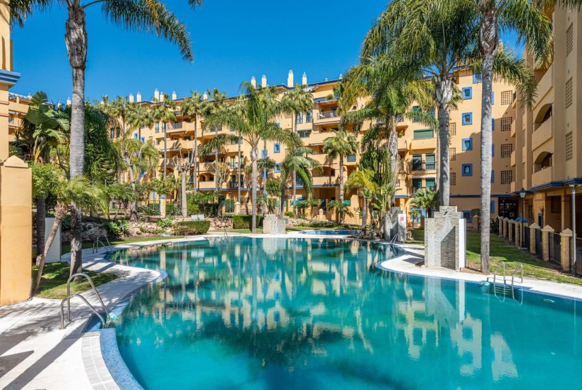 R5329675-Apartment-For-Sale-San-Pedro-de-Alcantara-Middle-Floor-Apartment-2-Beds-154-Built-1