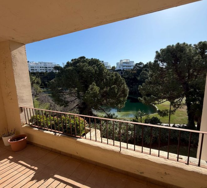 R5329720-Image 1-Middle Floor Apartment - 3 Beds - 189 Built