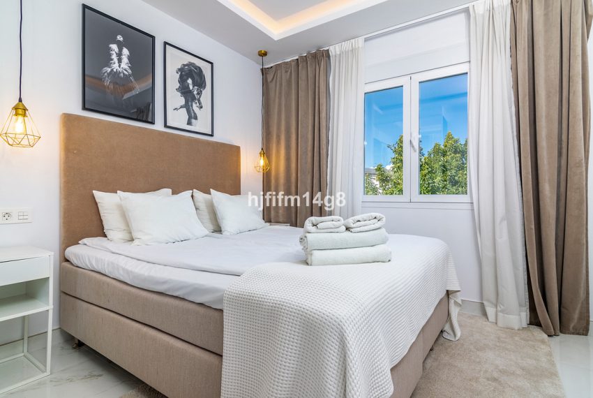 R5330041-Apartment-For-Sale-Nueva-Andalucia-Penthouse-3-Beds-150-Built-11