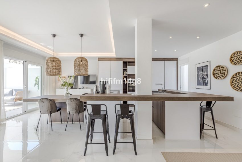 R5330041-Apartment-For-Sale-Nueva-Andalucia-Penthouse-3-Beds-150-Built-7