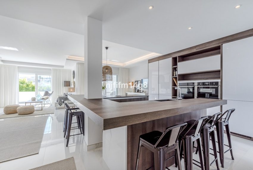 R5330041-Apartment-For-Sale-Nueva-Andalucia-Penthouse-3-Beds-150-Built-8