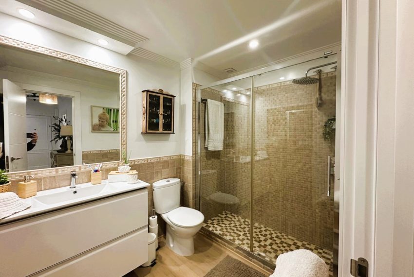 R5330089-Apartment-For-Sale-San-Pedro-de-Alcantara-Ground-Floor-Apartment-2-Beds-84-Built-15