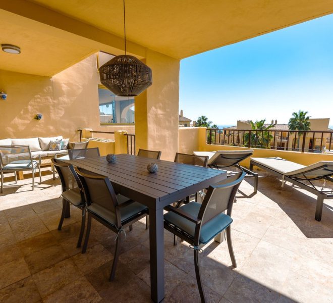 R5332471-Image 1-Middle Floor Apartment - 2 Beds - 120 Built