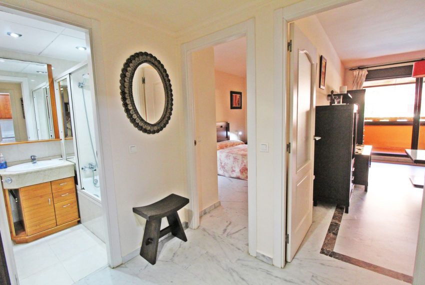 R5332678-Apartment-For-Sale-The-Golden-Mile-Middle-Floor-Apartment-1-Beds-65-Built-15