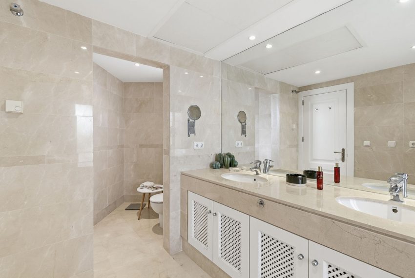 R5332888-Apartment-For-Sale-Nueva-Andalucia-Ground-Floor-Apartment-3-Beds-150-Built-8