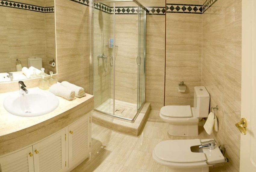 R5333038-Apartment-For-Sale-Nueva-Andalucia-Ground-Floor-Apartment-2-Beds-184-Built-4