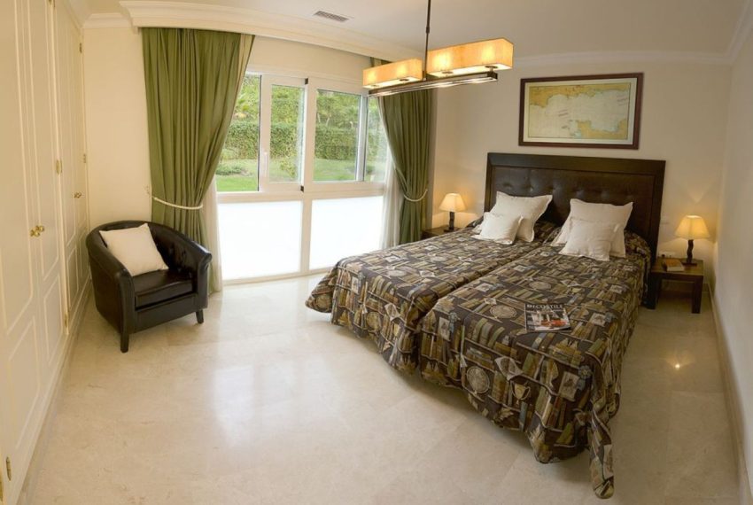 R5333038-Apartment-For-Sale-Nueva-Andalucia-Ground-Floor-Apartment-2-Beds-184-Built-6