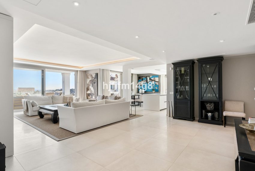 R5333500-Apartment-For-Sale-Nueva-Andalucia-Middle-Floor-Apartment-3-Beds-188-Built-4