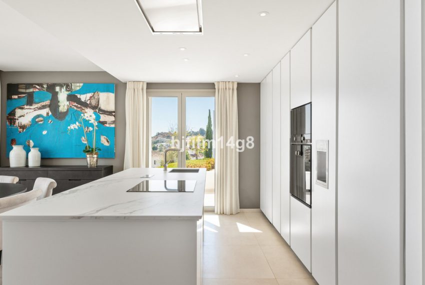 R5333500-Apartment-For-Sale-Nueva-Andalucia-Middle-Floor-Apartment-3-Beds-188-Built-7