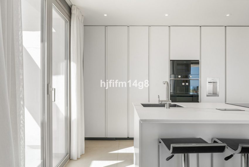 R5333500-Apartment-For-Sale-Nueva-Andalucia-Middle-Floor-Apartment-3-Beds-188-Built-9