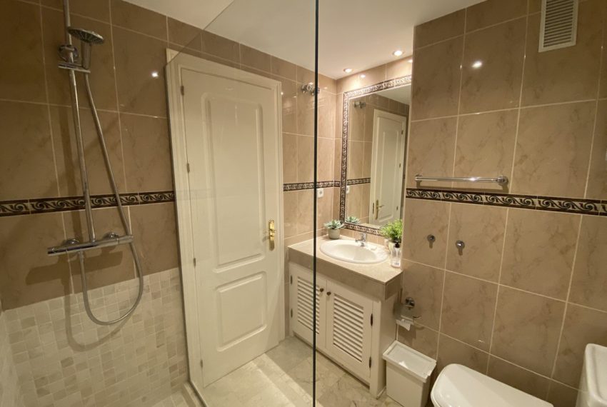 R5333551-Apartment-For-Sale-Nueva-Andalucia-Middle-Floor-Apartment-2-Beds-106-Built-12