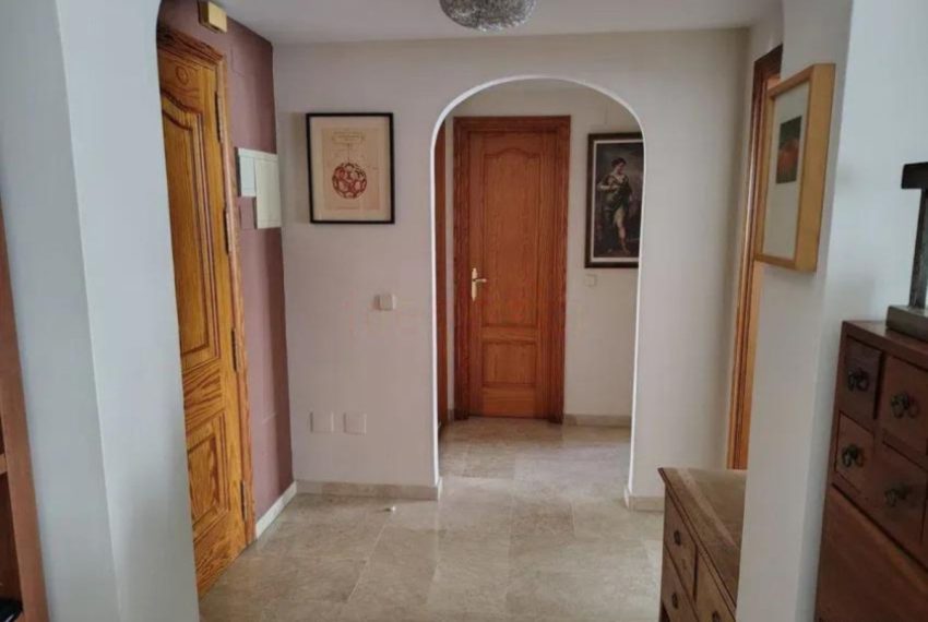 R5335135-Apartment-For-Sale-Estepona-Penthouse-4-Beds-150-Built-4