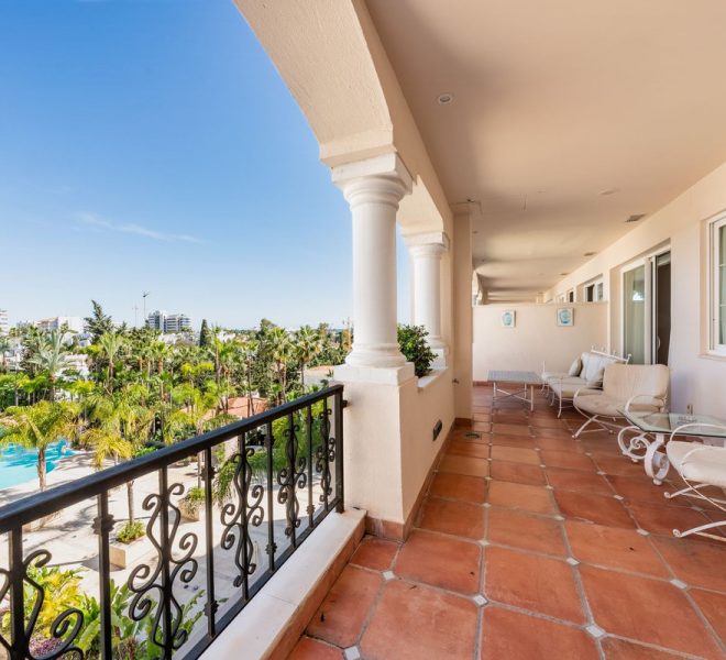 R5335477-Image 1-Middle Floor Apartment - 2 Beds - 154 Built