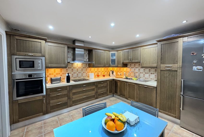 R5335534-Apartment-For-Sale-Nueva-Andalucia-Ground-Floor-Apartment-3-Beds-93-Built-7