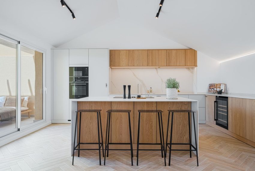 R5335543-Apartment-For-Sale-Bel-Air-Penthouse-3-Beds-154-Built-2