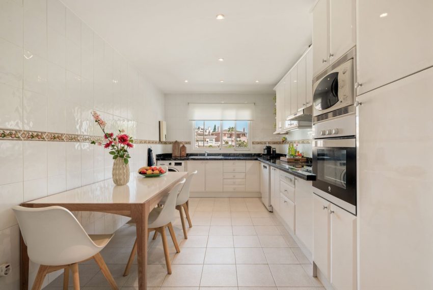 R5335552-Apartment-For-Sale-Estepona-Penthouse-2-Beds-123-Built-6