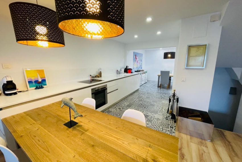 R5335651-House-For-Sale-Istan-Townhouse-3-Beds-200-Built-4