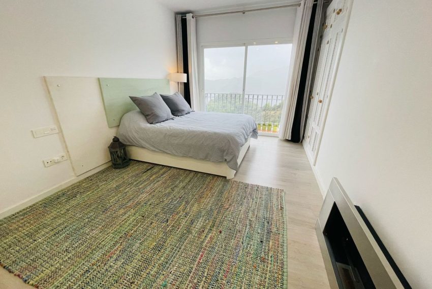 R5335651-House-For-Sale-Istan-Townhouse-3-Beds-200-Built-8