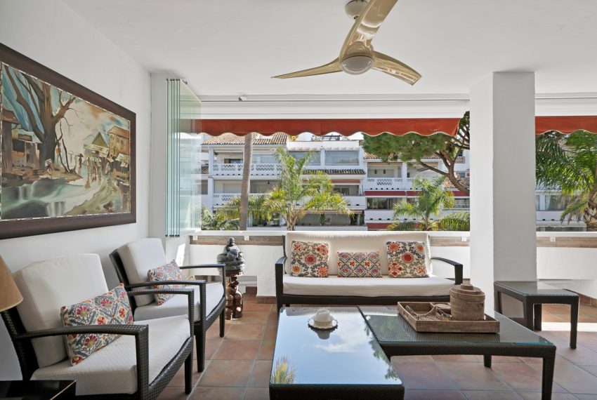 R5336137-Apartment-For-Sale-The-Golden-Mile-Middle-Floor-Apartment-3-Beds-170-Built-11