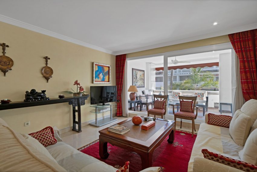 R5336137-Apartment-For-Sale-The-Golden-Mile-Middle-Floor-Apartment-3-Beds-170-Built-16