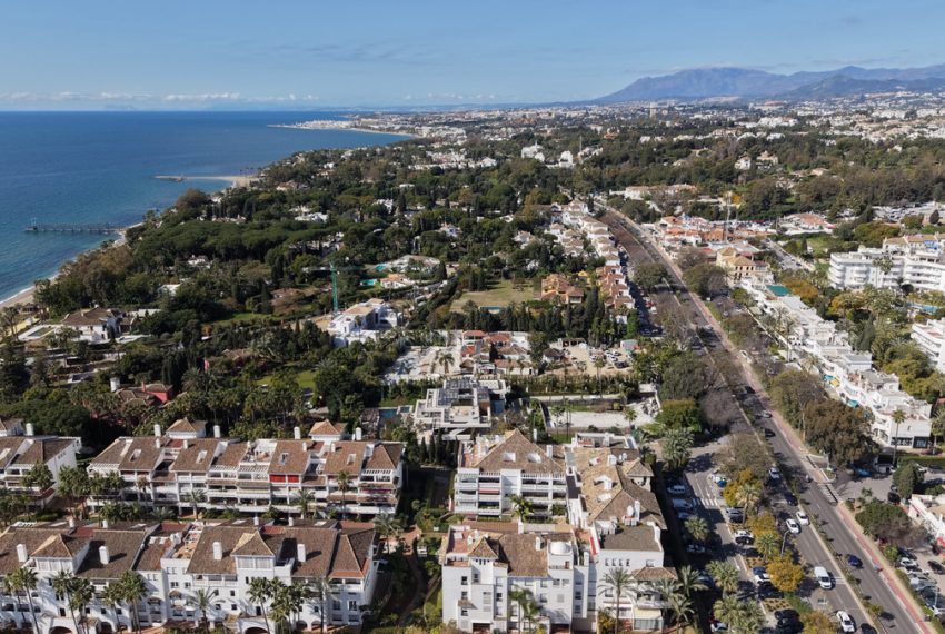 R5336137-Apartment-For-Sale-The-Golden-Mile-Middle-Floor-Apartment-3-Beds-170-Built-2