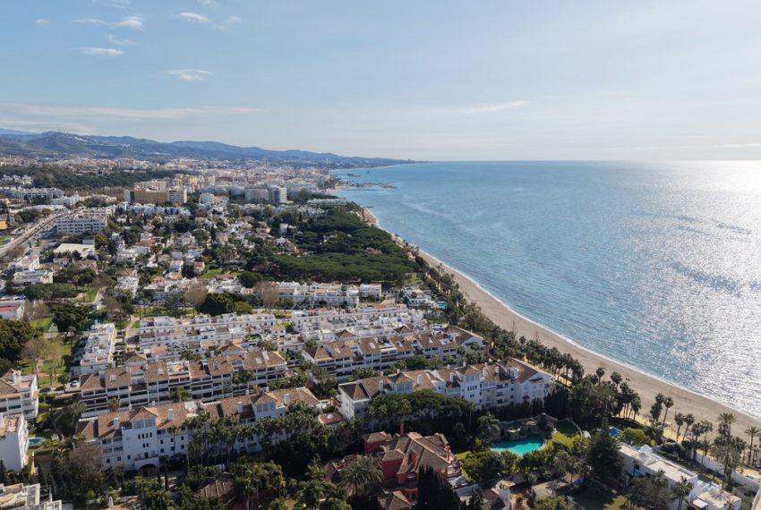 R5336137-Apartment-For-Sale-The-Golden-Mile-Middle-Floor-Apartment-3-Beds-170-Built-3