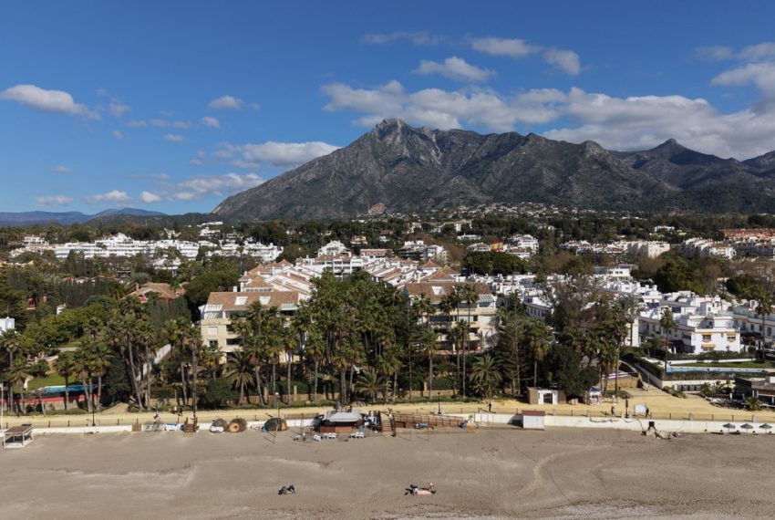 R5336137-Apartment-For-Sale-The-Golden-Mile-Middle-Floor-Apartment-3-Beds-170-Built-4