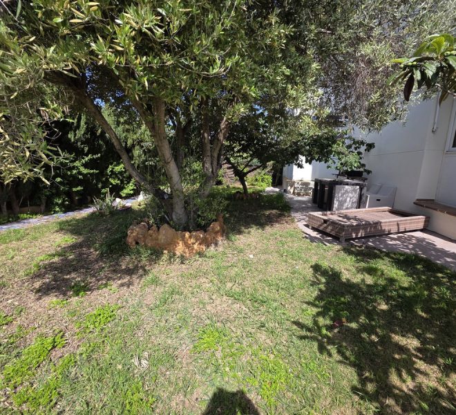 R5336236-Image 1-Ground Floor Apartment - 3 Beds - 86 Built