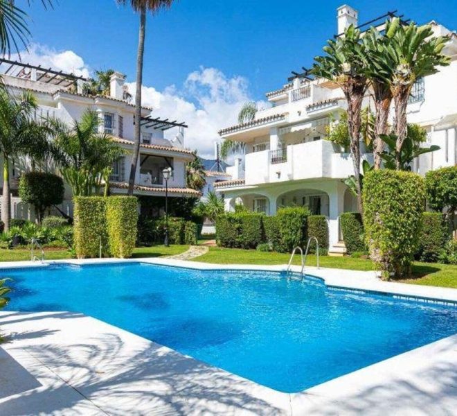 R5336353-Image 1-Middle Floor Apartment - 3 Beds - 137 Built